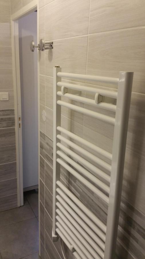 La Roseraie Apartment Epinal Bagian luar foto